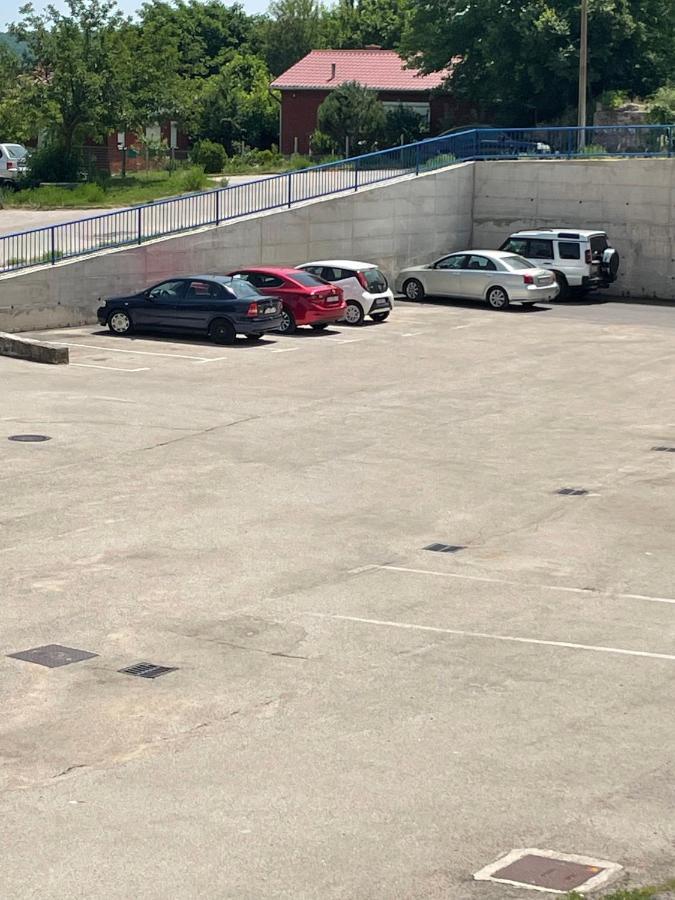 Apartman Stela Knin Buitenkant foto